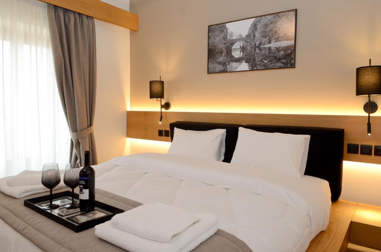 Roloi Suites Nafpaktos Екстериор снимка
